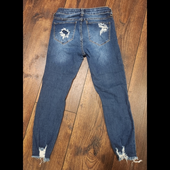Cute Distressed Jeans - Picture 9 of 15
